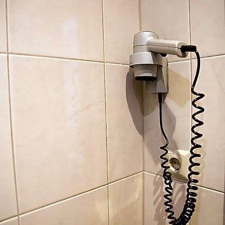 City Hotel - Heefa Ohg-2